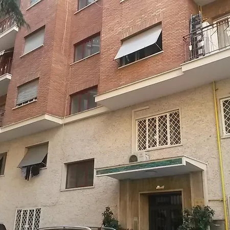 La Rosa Apartment *