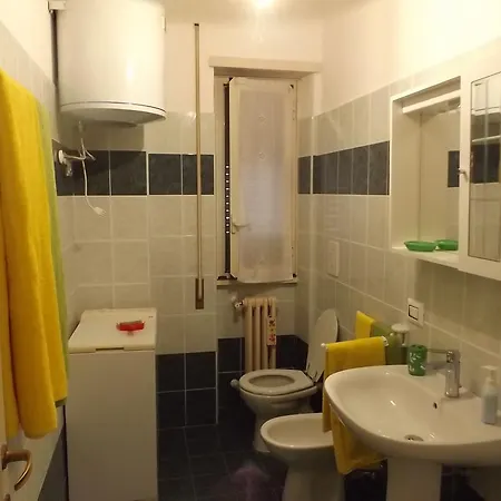 La Rosa Apartment *